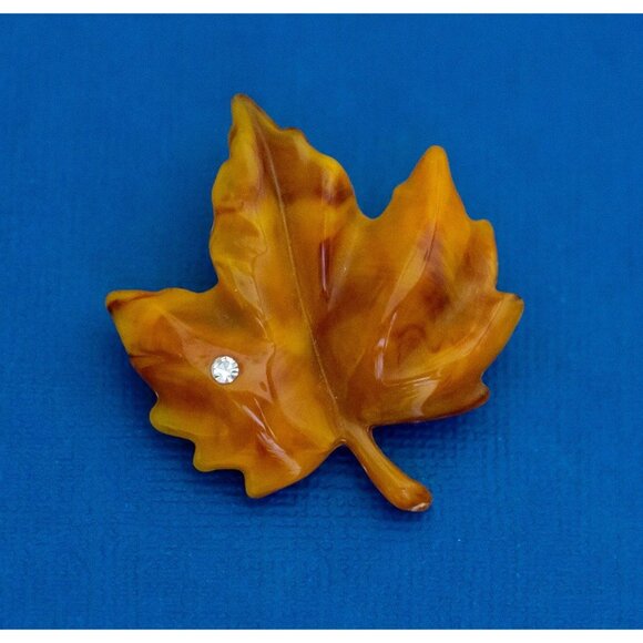 Vintage Brown Leaf Maple Leaf Diamond Gem Rhinestone Brooch by Avon D37 - Picture 1 of 2